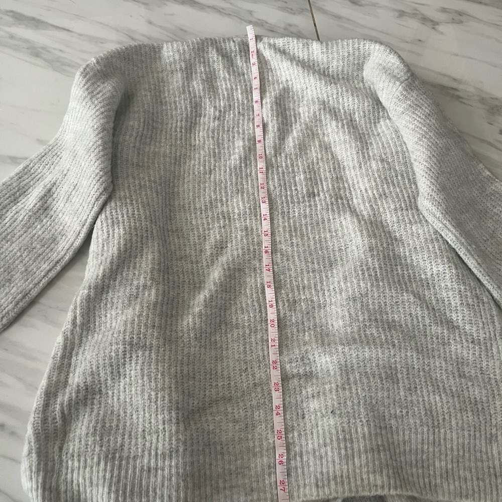 New Look Light Gray Ribbed Button-Up Cardigan - Picture 2 of 5
